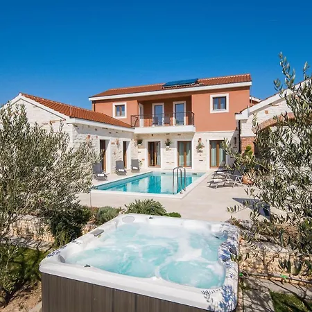 Mediterranean Paradise 빌라 *