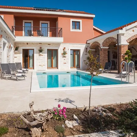 Mediterranean Paradise Villa *