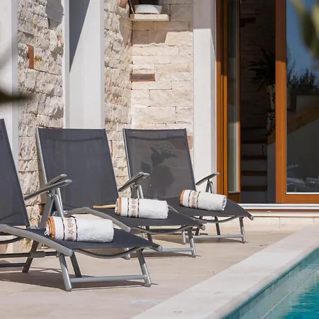 Mediterranean Paradise 시베니크