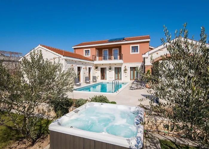 Mediterranean Paradise Villa *