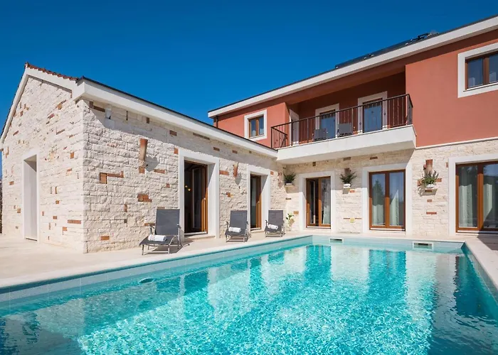 Villa Mediterranean Paradise *